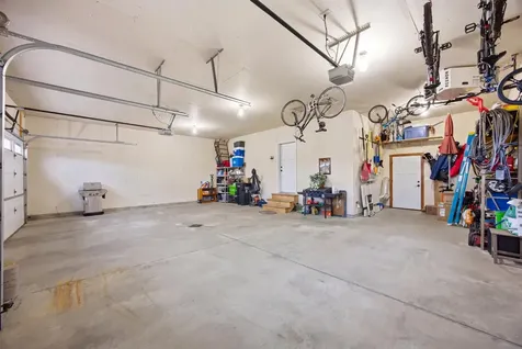 711 47th Avenue W West Fargo ND 58078