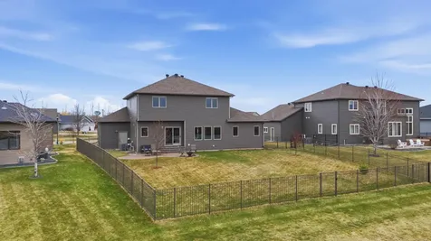 711 47th Avenue W West Fargo ND 58078