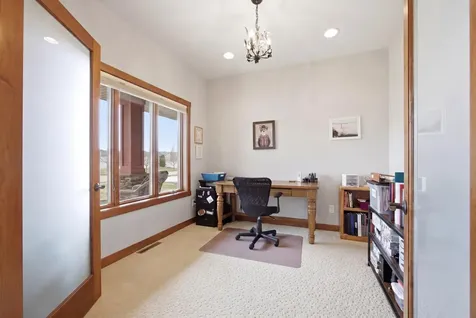 711 47th Avenue W West Fargo ND 58078