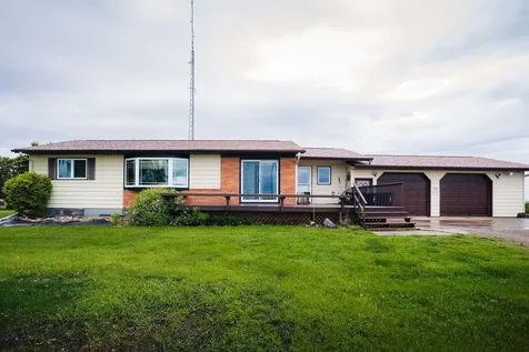 3853 91st Avenue SE Jamestown ND 58401