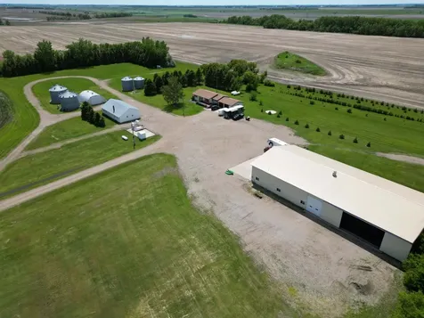 3853 91st Avenue SE Jamestown ND 58401