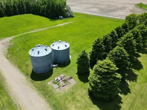 3853 91st Avenue SE Jamestown ND 58401