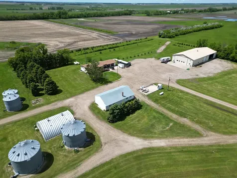 3853 91st Avenue SE Jamestown ND 58401