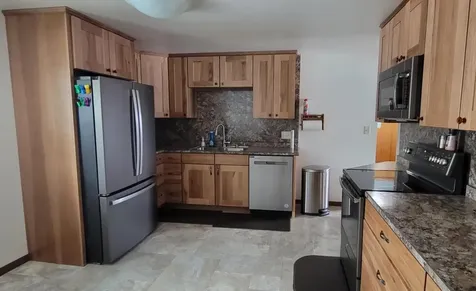 3853 91st Avenue SE Jamestown ND 58401