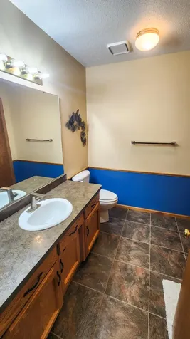4041 S Rivershore Drive Moorhead MN 56560