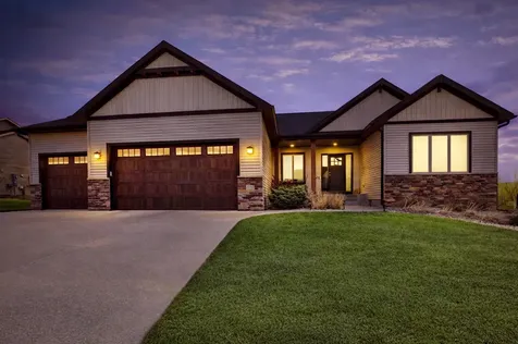 1936 Kerry Drive NE Rochester MN 55906