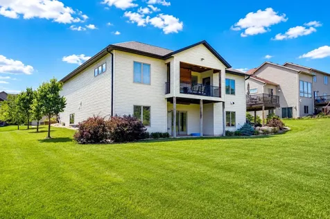 1936 Kerry Drive NE Rochester MN 55906