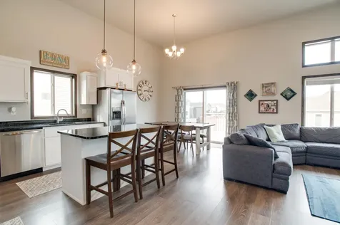 954 28th Avenue W West Fargo ND 58078
