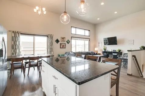 954 28th Avenue W West Fargo ND 58078