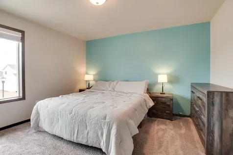 954 28th Avenue W West Fargo ND 58078