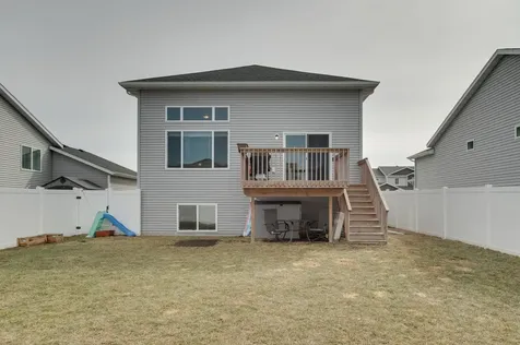 954 28th Avenue W West Fargo ND 58078