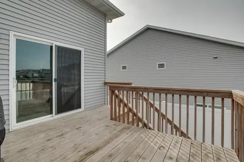 954 28th Avenue W West Fargo ND 58078