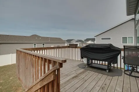 954 28th Avenue W West Fargo ND 58078