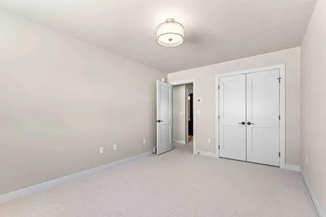 324 25th Avenue E West Fargo ND 58078