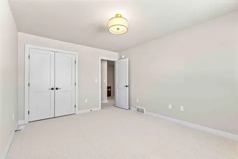324 25th Avenue E West Fargo ND 58078