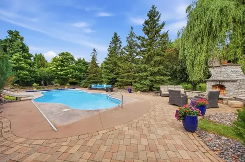 11503 Armstrong Court Inver Grove Heights MN 55077