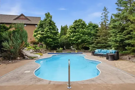 11503 Armstrong Court Inver Grove Heights MN 55077