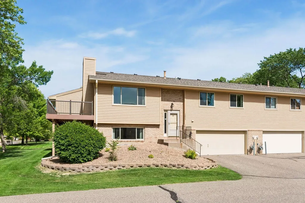 12945 45th Avenue N Plymouth MN 55442