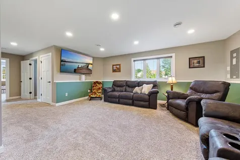 1604 Prairie Avenue SW Faribault MN 55021