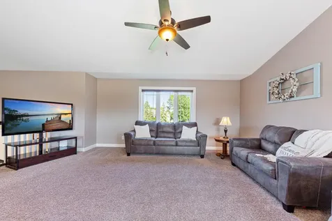 1604 Prairie Avenue SW Faribault MN 55021