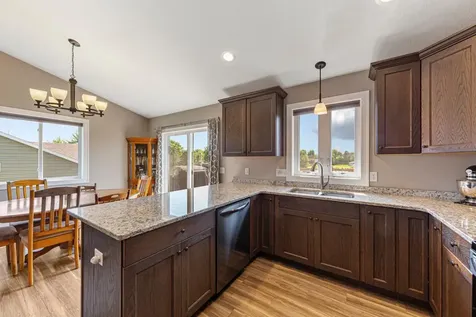 1604 Prairie Avenue SW Faribault MN 55021