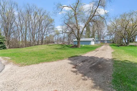 32818 742nd Avenue South Haven MN 55382