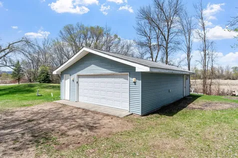 32818 742nd Avenue South Haven MN 55382