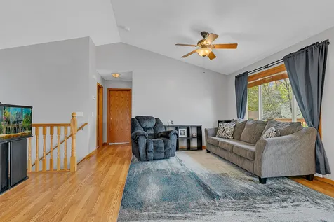 6158 Wildwood Way Monticello MN 55362
