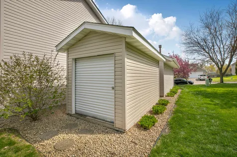 6158 Wildwood Way Monticello MN 55362