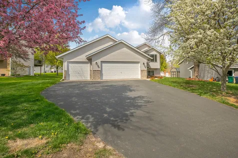 6158 Wildwood Way Monticello MN 55362