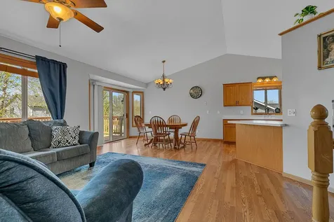 6158 Wildwood Way Monticello MN 55362
