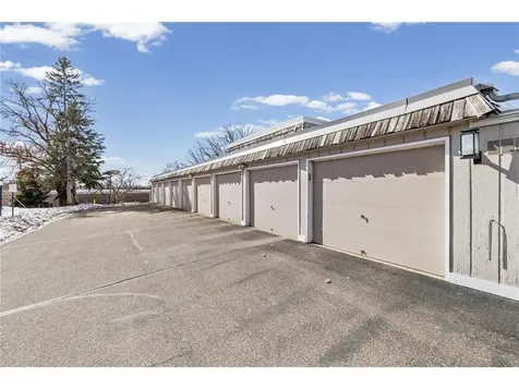 6016 Golden Valley Road Golden Valley MN 55422
