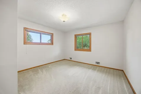 3121 W 84th Street Bloomington MN 55431
