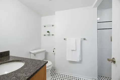 3121 W 84th Street Bloomington MN 55431