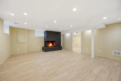 3121 W 84th Street Bloomington MN 55431