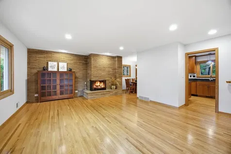 3121 W 84th Street Bloomington MN 55431
