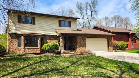 1937 19th Street S Fargo ND 58103