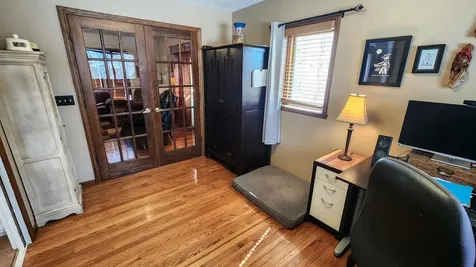 1937 19th Street S Fargo ND 58103