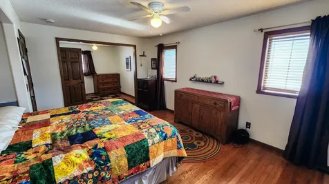 1937 19th Street S Fargo ND 58103
