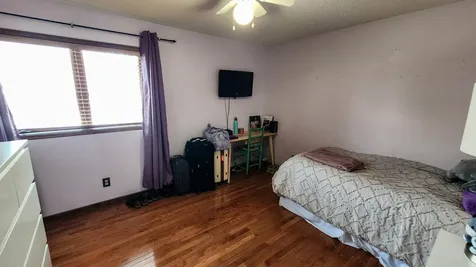 1937 19th Street S Fargo ND 58103