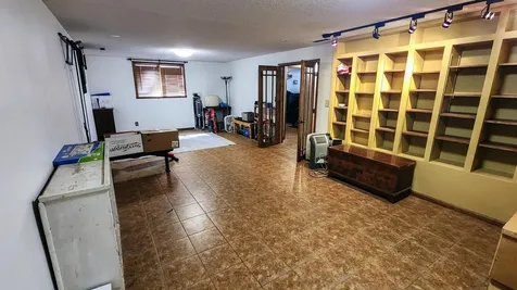 1937 19th Street S Fargo ND 58103
