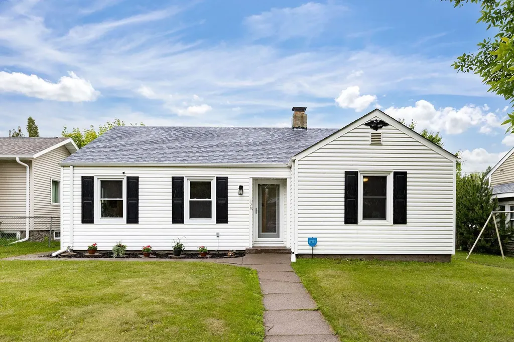 129 13th Street Cloquet MN 55720