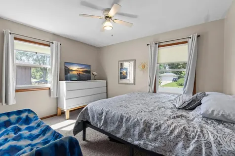 2012 Zircon Lane Eagan MN 55122