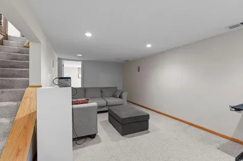 2012 Zircon Lane Eagan MN 55122