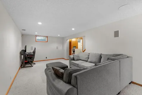 2012 Zircon Lane Eagan MN 55122