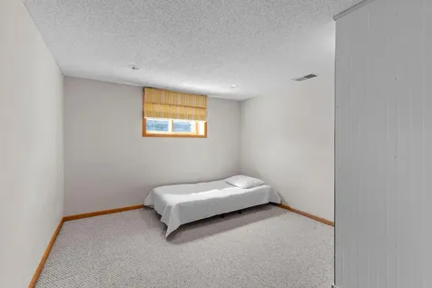 2012 Zircon Lane Eagan MN 55122