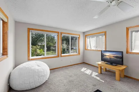 2012 Zircon Lane Eagan MN 55122