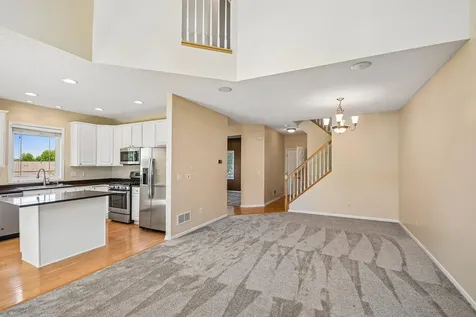 630 Sutherland Drive Woodbury MN 55129