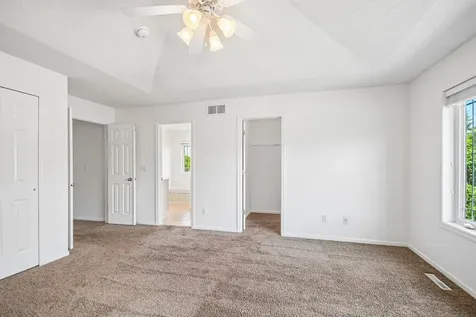 630 Sutherland Drive Woodbury MN 55129