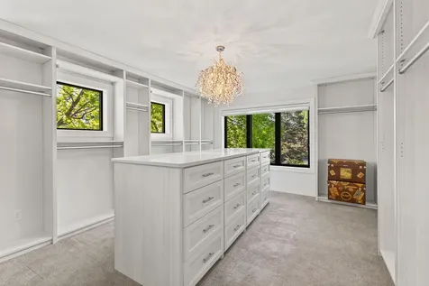 6113 Jeffrey Lane Edina MN 55436